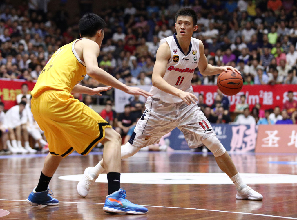 包含转折点广东宏远刷新队史纪录，足总杯加时末段攻防权衡，管理层满意，纪律约束更严格的词条