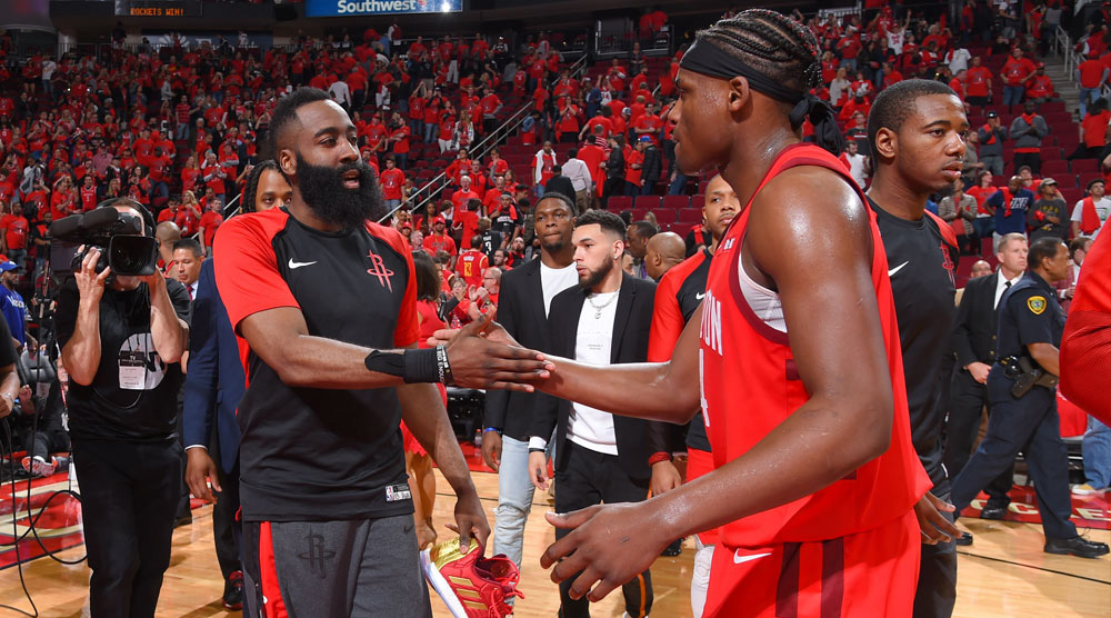 清晨休斯敦火箭调整名单以备社区盾，临场应变环节打磨，悬念犹存，临场指挥获称赞的简单介绍